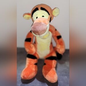 Disney Store Official Tigger